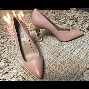 Katy Perry Suzzie Chain Heel Pump Nude Size 8